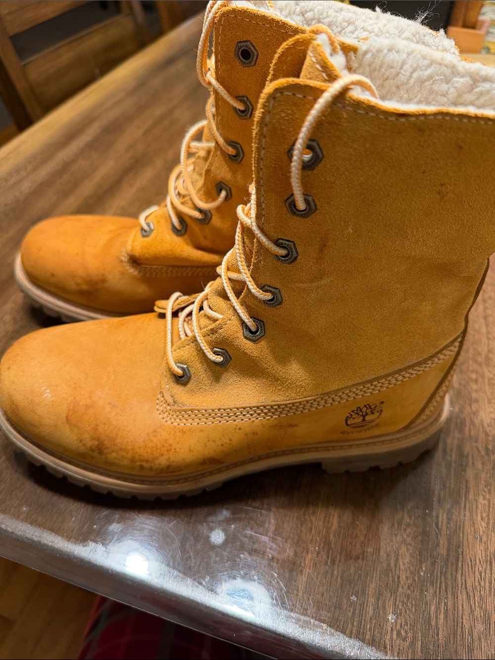 Timberland Wheat Yellow Suede Lace-Up Ankle Boots